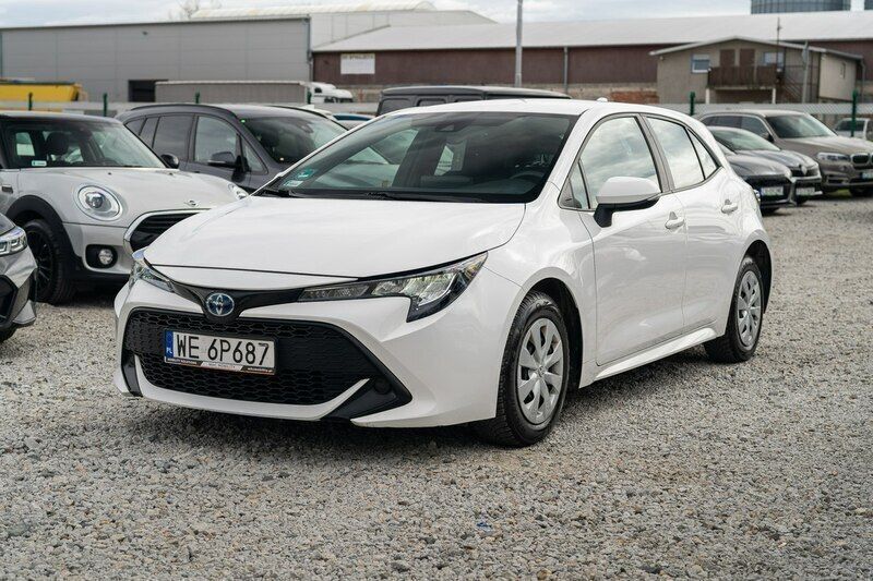 Używany Toyota Corolla 122 KM (89 kW) 2022 Biały Hatchback