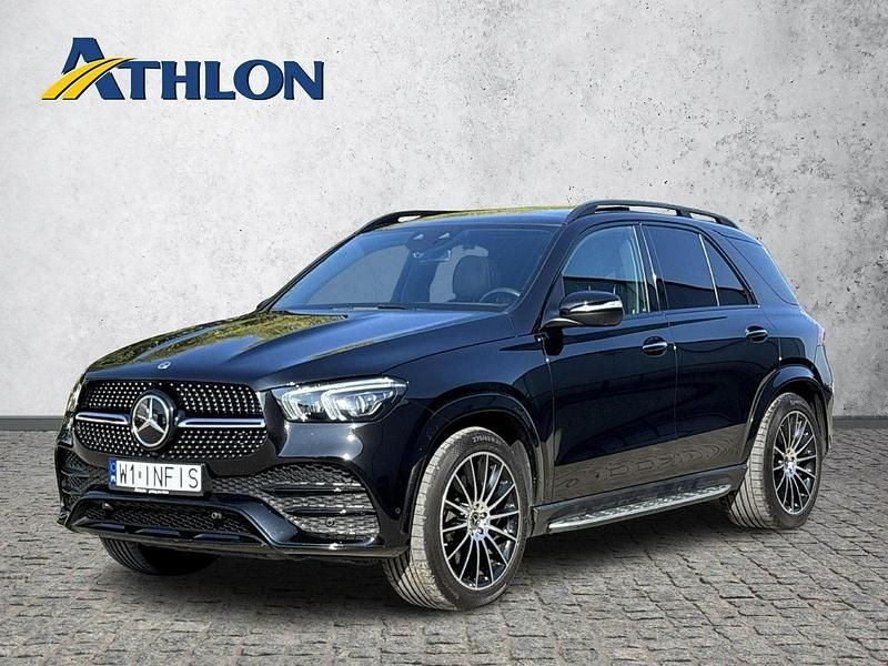 Czarny (metalik) Używany 2022 Mercedes GLE400 SUV | 363 000 zł - Obraz 1/4