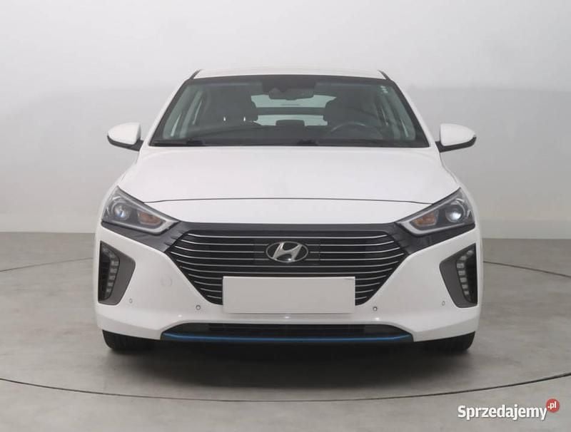 Biały Używany 2016 Hyundai Ioniq Sedan/Limuzyna | 61 999 zł (Uczciwa cena) - Obraz 1/4