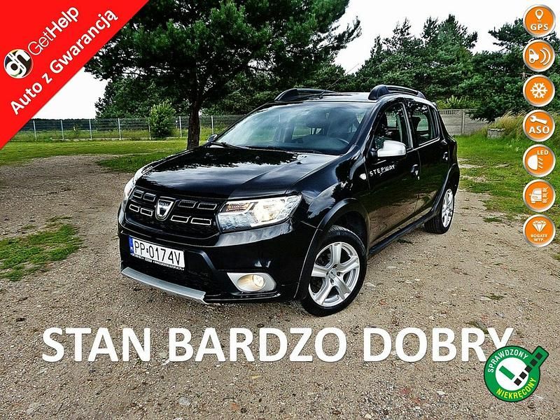 Czarny Używany 2016 Dacia Sandero Stepway Hatchback | 23 990 zł (Uczciwa cena) - Obraz 1/4