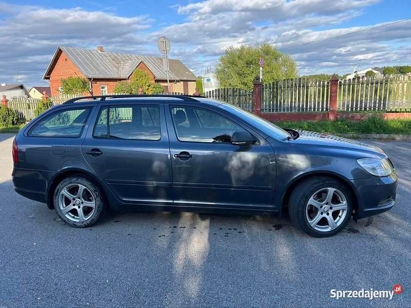 Szary Używany 2008 Skoda Octavia Kombi | 14 900 zł (Uczciwa cena) - Obraz 1/4