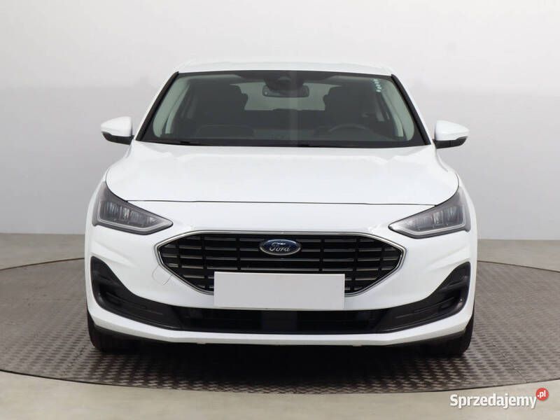 Biały Używany 2022 Ford Focus Hatchback | 70 999 zł (Uczciwa cena) - Obraz 1/4