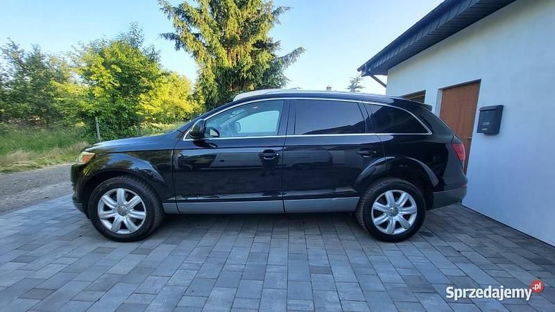 Używany 2007 Audi Q7 SUV | 30 000 zł - Obraz 1/4