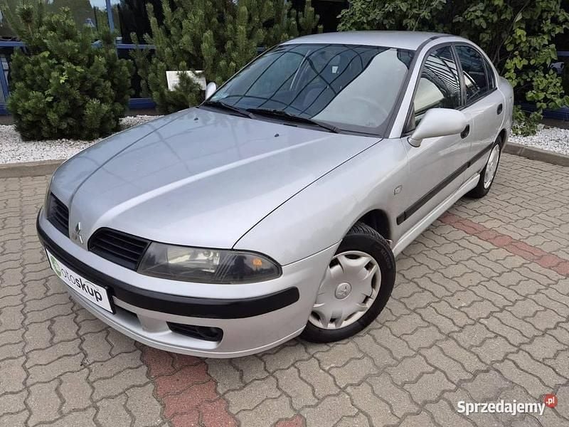 Srebrny Używany 2002 Mitsubishi Carisma Sedan/Limuzyna | 4500 zł - Obraz 1/4