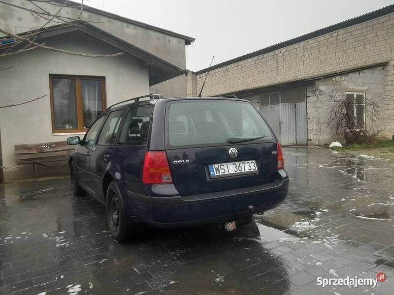 Używany VW Golf IV 101 KM (74 kW) 2002 Granatowy Sedan/Limuzyna