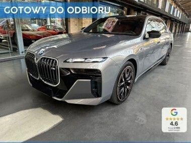 Szary Używany 2024 BMW M760e Comfort Edition Sedan/Limuzyna | 616 500 zł - Obraz 1/4