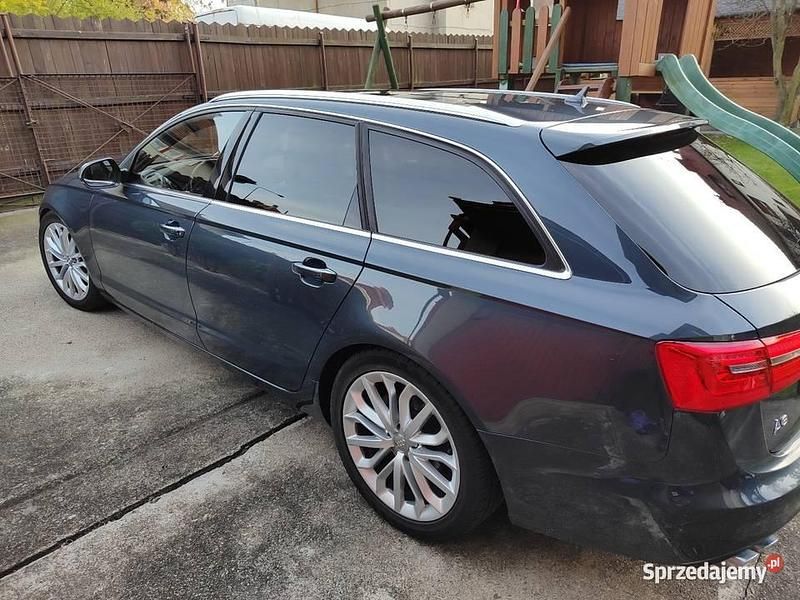 Używany Audi A6 2014 Niebieski Kombi