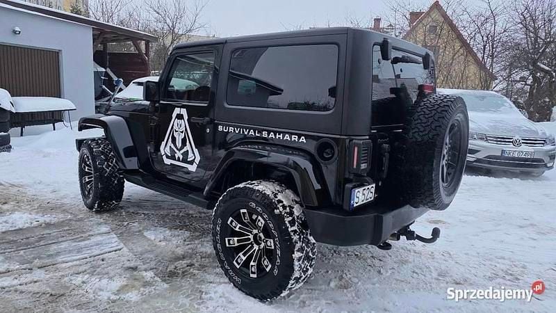 Używany Jeep Wrangler Sahara 2016 Czarny SUV