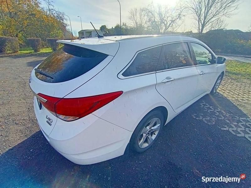 Używany Hyundai i40 2013 Biały Kombi
