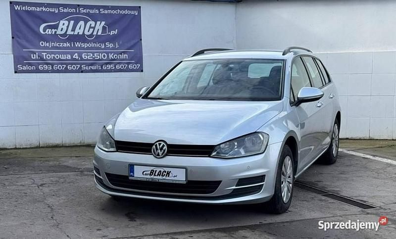 Srebrny Używany 2015 VW Golf VII Kombi | 25 900 zł (Uczciwa cena) - Obraz 1/4