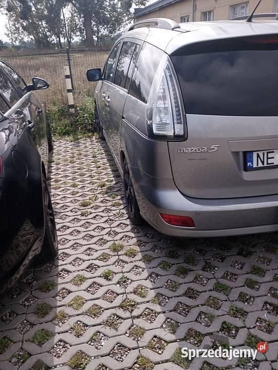 Grafitowy Używany 2010 Mazda 5 Minivan | 18 600 zł (Drogi) - Obraz 1/4