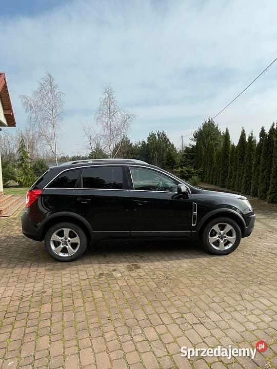 Używany Opel Antara 150 KM (110 kW) 2010 Czarny SUV