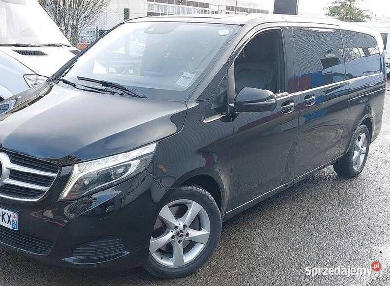 Używany 2018 Mercedes V250 Executive Minivan | 35 000 zł - Obraz 1/4