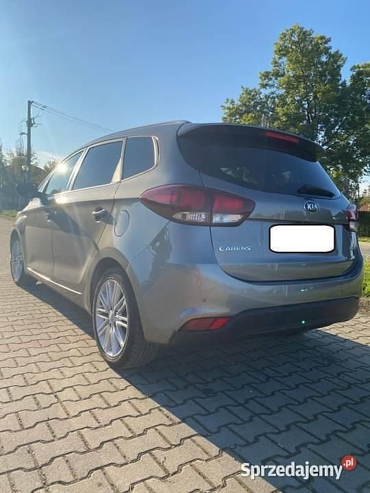 Używany Kia Carens 2017 Minivan