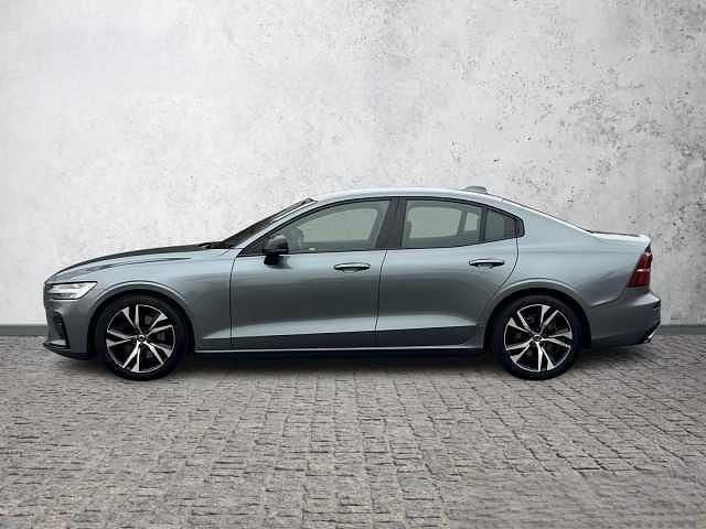 Używany Volvo S60 190 KM (139 kW) 2020 Szary Sedan/Limuzyna