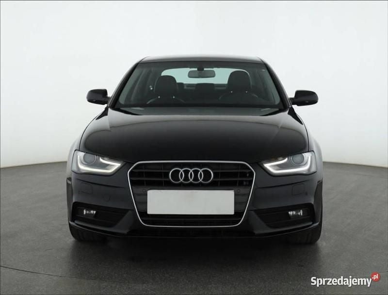 Czarny Używany 2012 Audi A4 Sedan/Limuzyna | 41 499 zł (Uczciwa cena) - Obraz 1/4