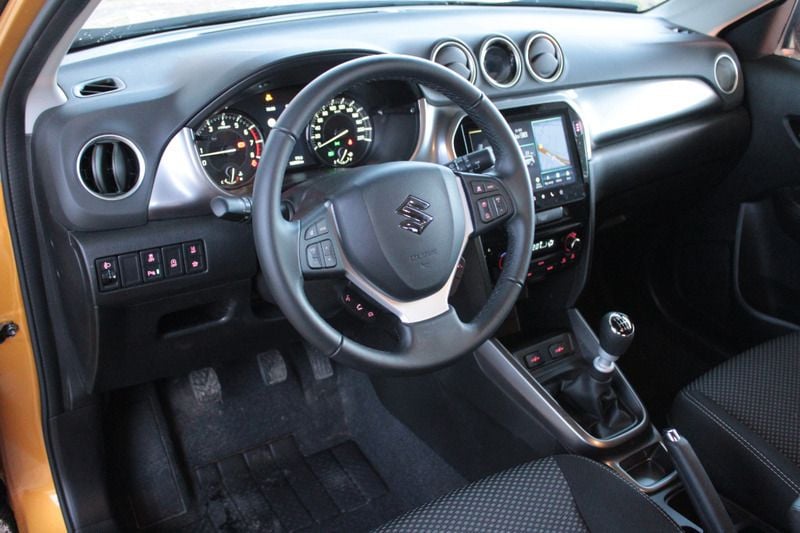 Używany Suzuki Vitara 2024 SUV