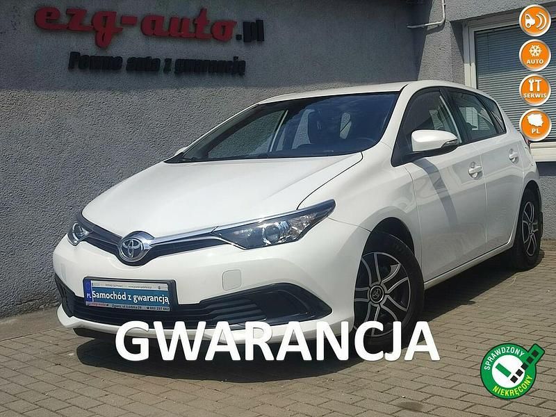Biały Używany 2016 Toyota Auris Hatchback | 37 900 zł (Dobra cena) - Obraz 1/4
