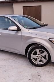 Używany Kia Ceed Comfort 90 KM (66 kW) 2010 Srebrny Hatchback