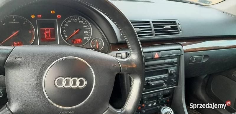 Srebrny Używany 2001 Audi A4 Kombi | 5000 zł (Dobra cena) - Obraz 1/1