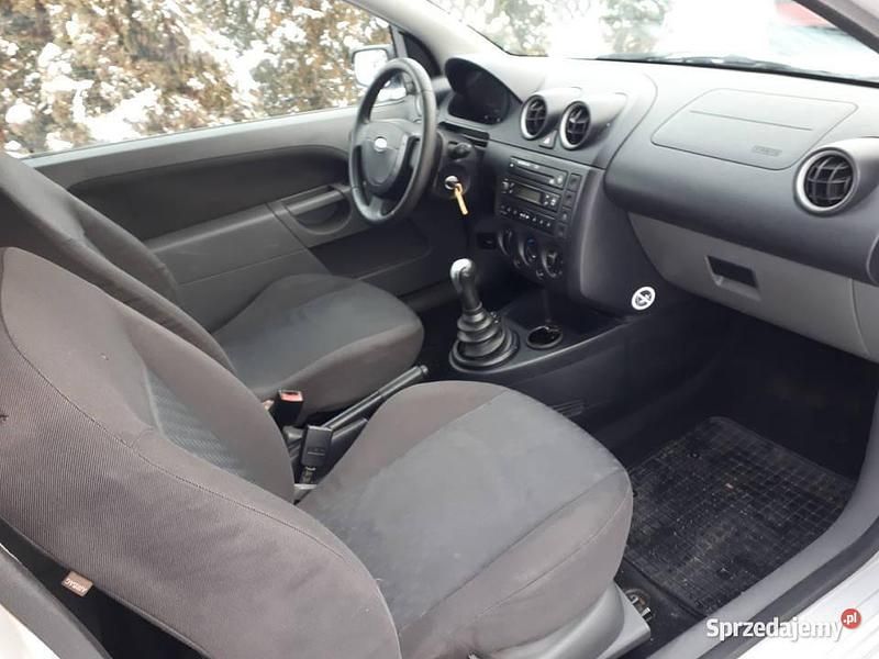 Używany Ford Fiesta 2003 Hatchback