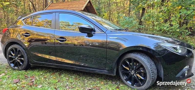 Czarny Używany 2016 Mazda 3 Hatchback | 49 900 zł (Uczciwa cena) - Obraz 1/4