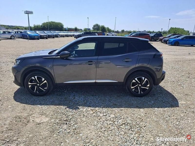 Używany Peugeot 2008 131 KM (96 kW) 2023 Szary SUV