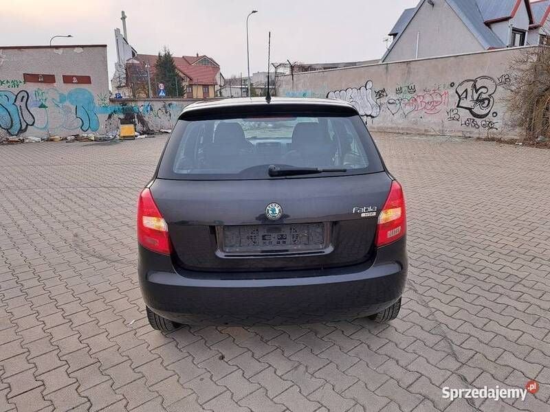 Używany Skoda Fabia 2011 Czarny Hatchback