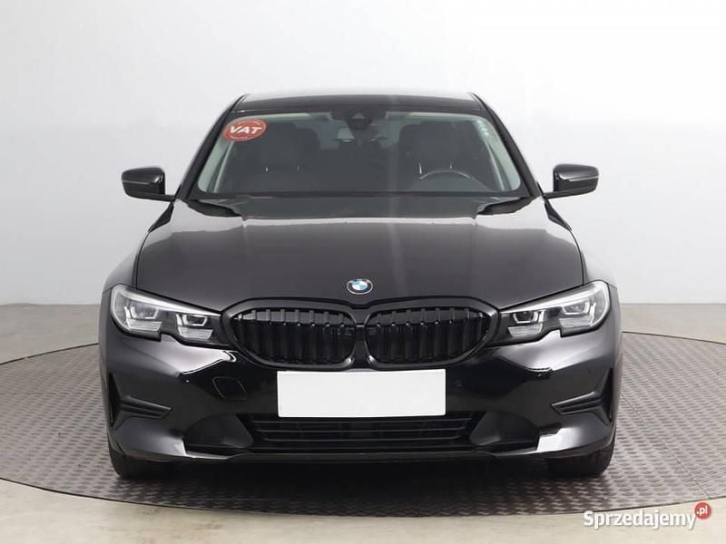 Czarny Używany 2020 BMW 320 Sedan/Limuzyna | 81 499 zł (Super Cena) - Obraz 1/4