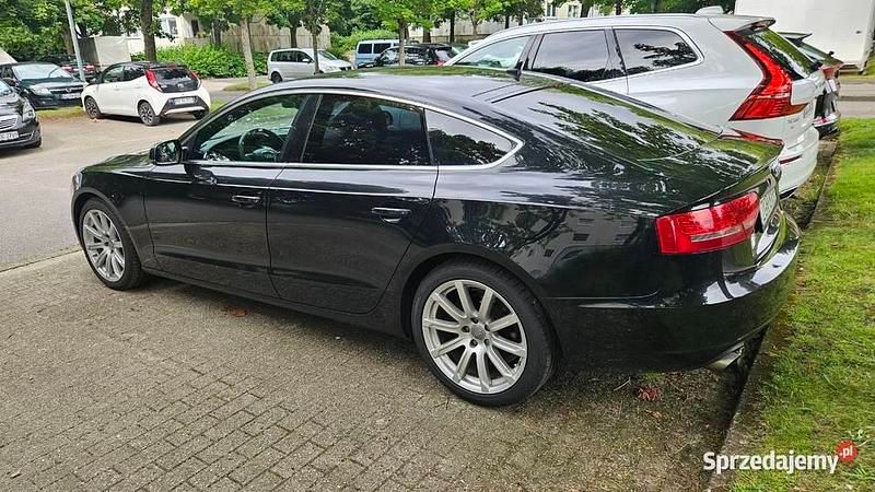 Czarny Używany 2009 Audi A5 Coupe | 37 250 zł - Obraz 1/4