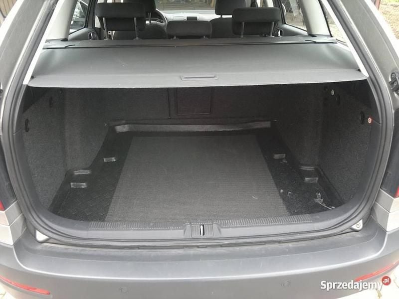 Używany Skoda Octavia Scout Scout 4x4 2011 Beżowy Kombi