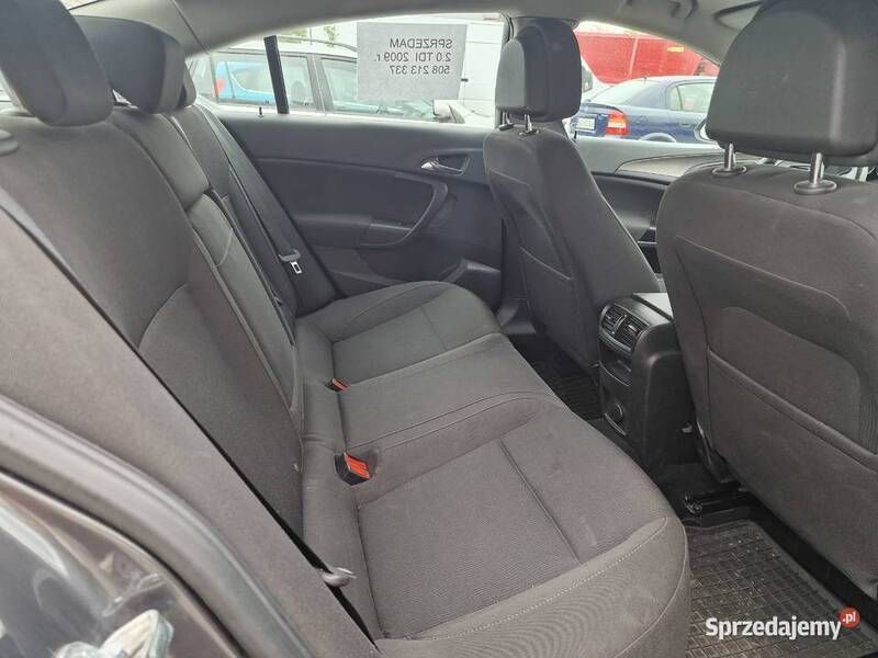 Używany Opel Insignia 2009 Grafitowy Sedan/Limuzyna