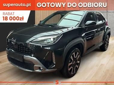 Czarny Nowe 2025 Toyota Yaris Cross Executive SUV | 135 890 zł - Obraz 1/4