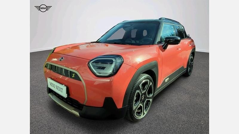 Rebel red metalizowany Używany 2024 Mini Aceman SUV | 169 900 zł - Obraz 1/4