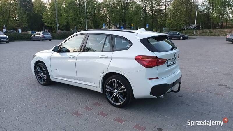 Używany 2017 BMW X1 SUV | 91 700 zł (Dość drogi) - Obraz 1/4