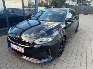 Czarny Używany 2019 Kia ProCeed 2 Hatchback | 79 500 zł - Obraz 1/4
