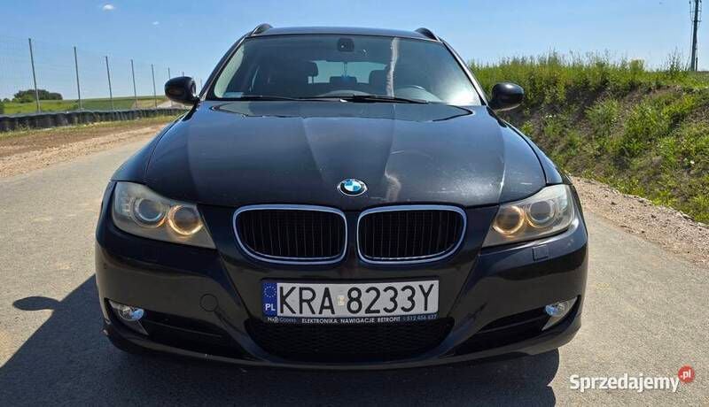 Używany 2012 BMW 318 Kombi | 18 000 zł (Drogi) - Obraz 1/4