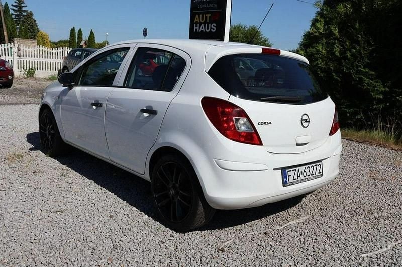 Używany Opel Corsa 85 KM (62 kW) 2014 Biały Hatchback