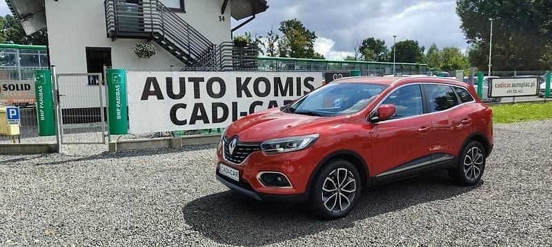 Czerwony Używany 2019 Renault Kadjar SUV | 63 900 zł (Dobra cena) - Obraz 1/4
