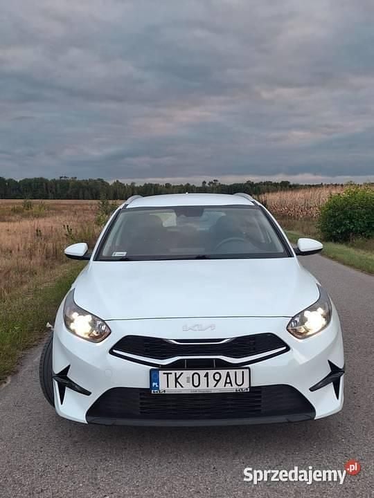 Używany Kia Ceed 2022 Biały Hatchback