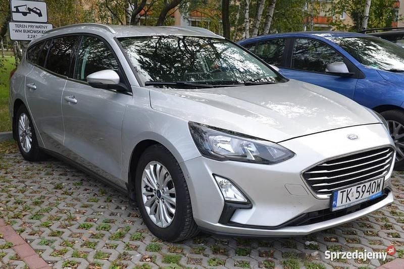 Srebrny Używany 2019 Ford Focus Kombi | 47 900 zł (Uczciwa cena) - Obraz 1/4