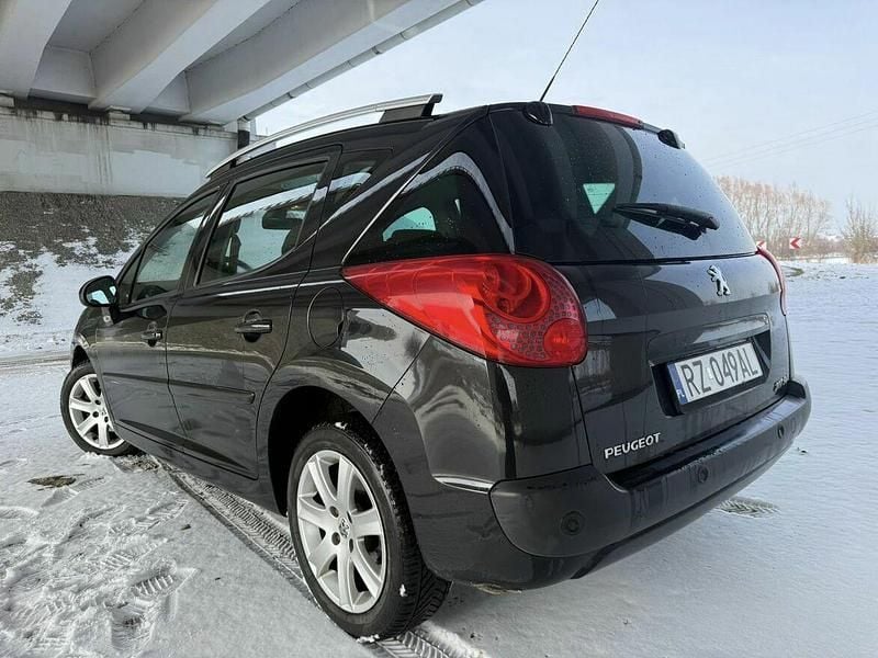 Używany Peugeot 207 2009 Czarny Kombi