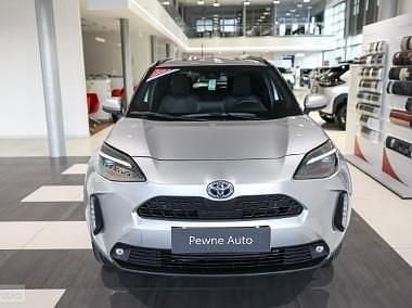 Używany Toyota Yaris Cross Comfort 116 KM (85 kW) 2023 Srebrny SUV