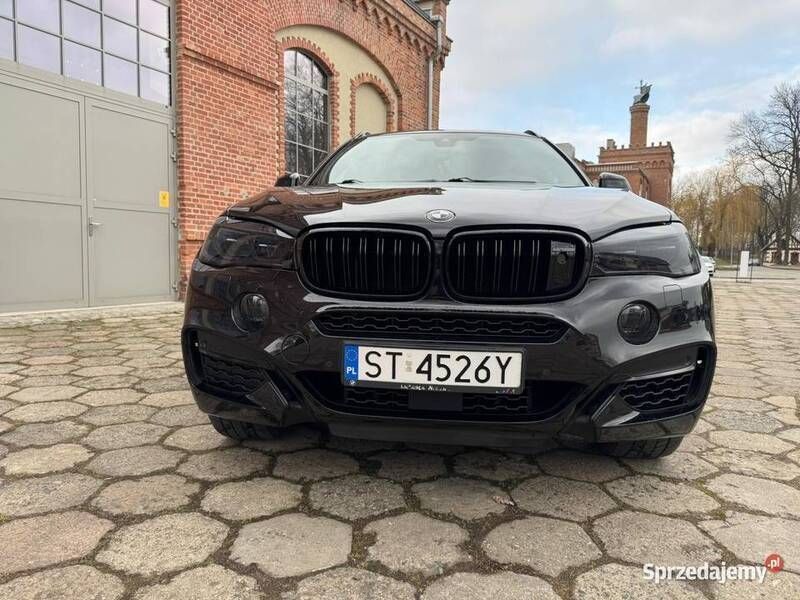 Czarny Używany 2015 BMW X6 M50 SUV | 119 900 zł - Obraz 1/4