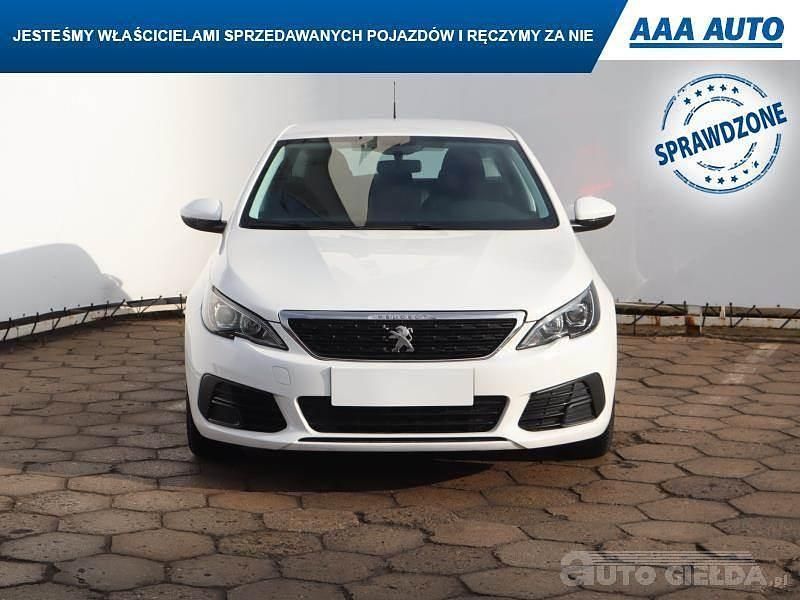 Używany Peugeot 308 2018 Biały