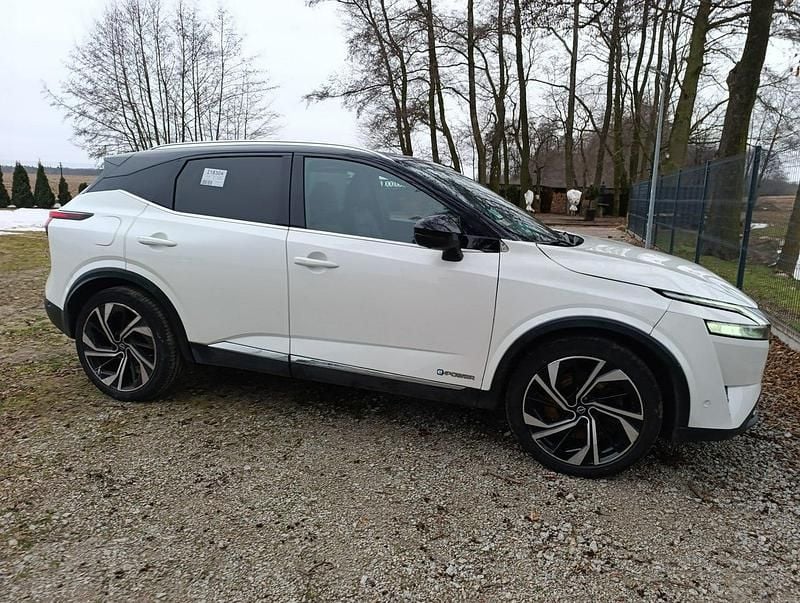Biały Używany 2023 Nissan Qashqai SUV | 79 999 zł - Obraz 1/4