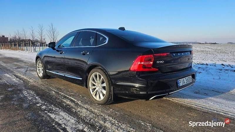 Używany Volvo S90 Inscription 2017 Czarny Sedan/Limuzyna