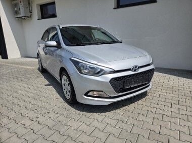 Srebrny Używany 2017 Hyundai i20 Hatchback | 27 900 zł (Dobra cena) - Obraz 1/4