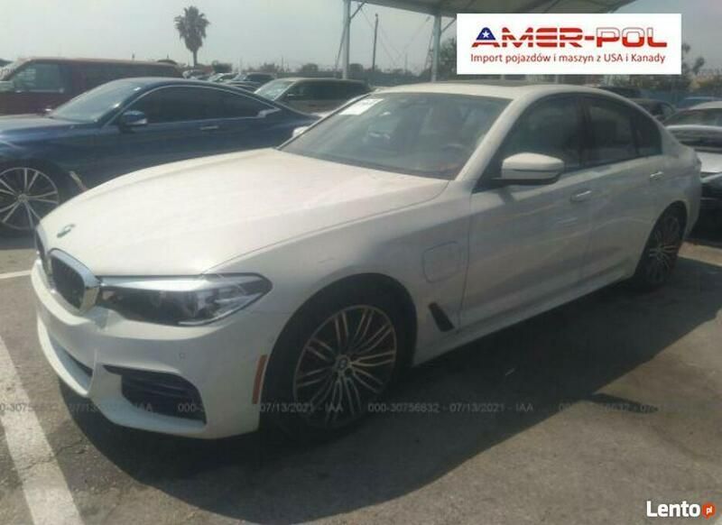 Używany BMW 530 iPerformance 248 KM (182 kW) 2019 Biały Sedan/Limuzyna
