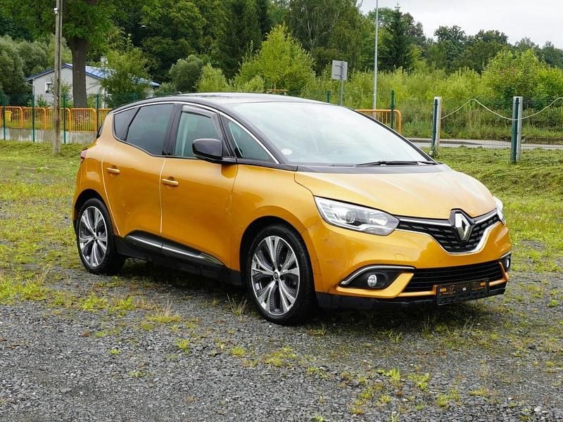 Brązowy (metalik) Używany 2019 Renault Scénic IV Minivan | 40 800 zł (Super Cena) - Obraz 1/4